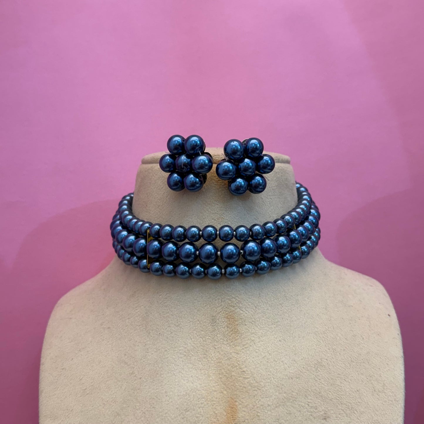 Blue Pearl 3 layer choker with Earrings