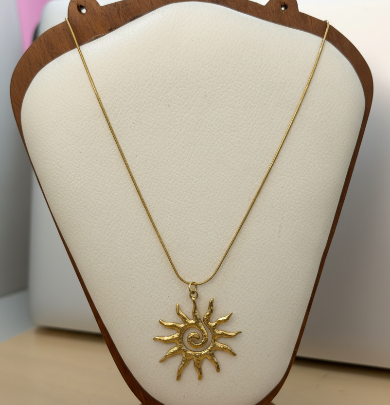 Sunbeam Textured Necklace