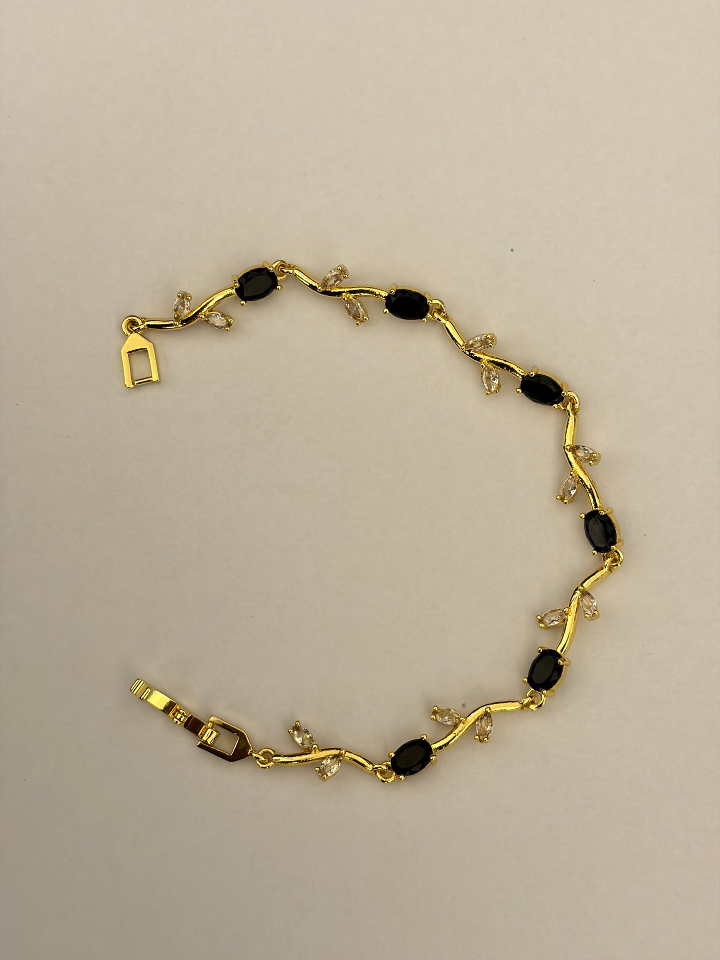 Tulip Bracelet Black - Premium Anti Tarnish Quality