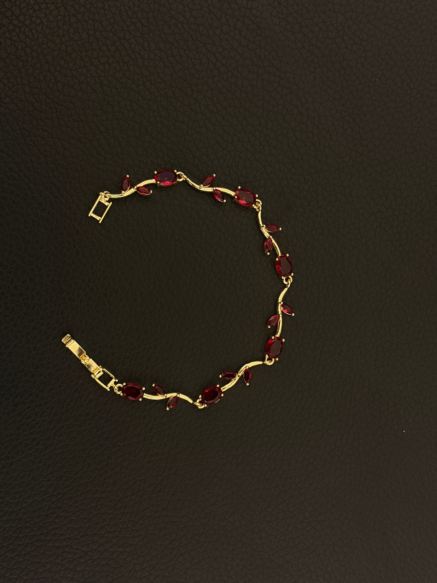 Tulip Bracelet Red - Premium Anti Tarnish