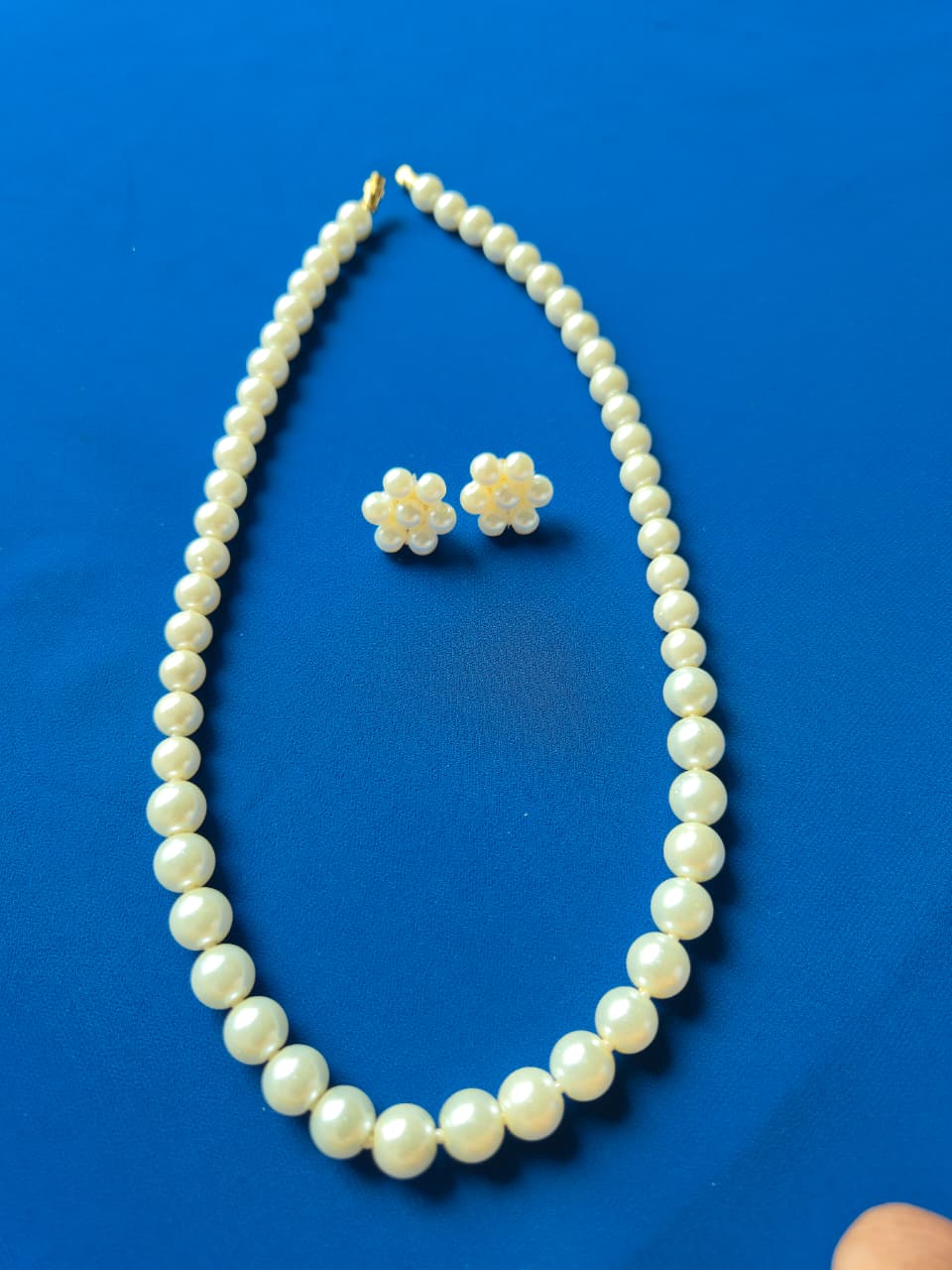 Classic Pearl Necklace and Earring Set
