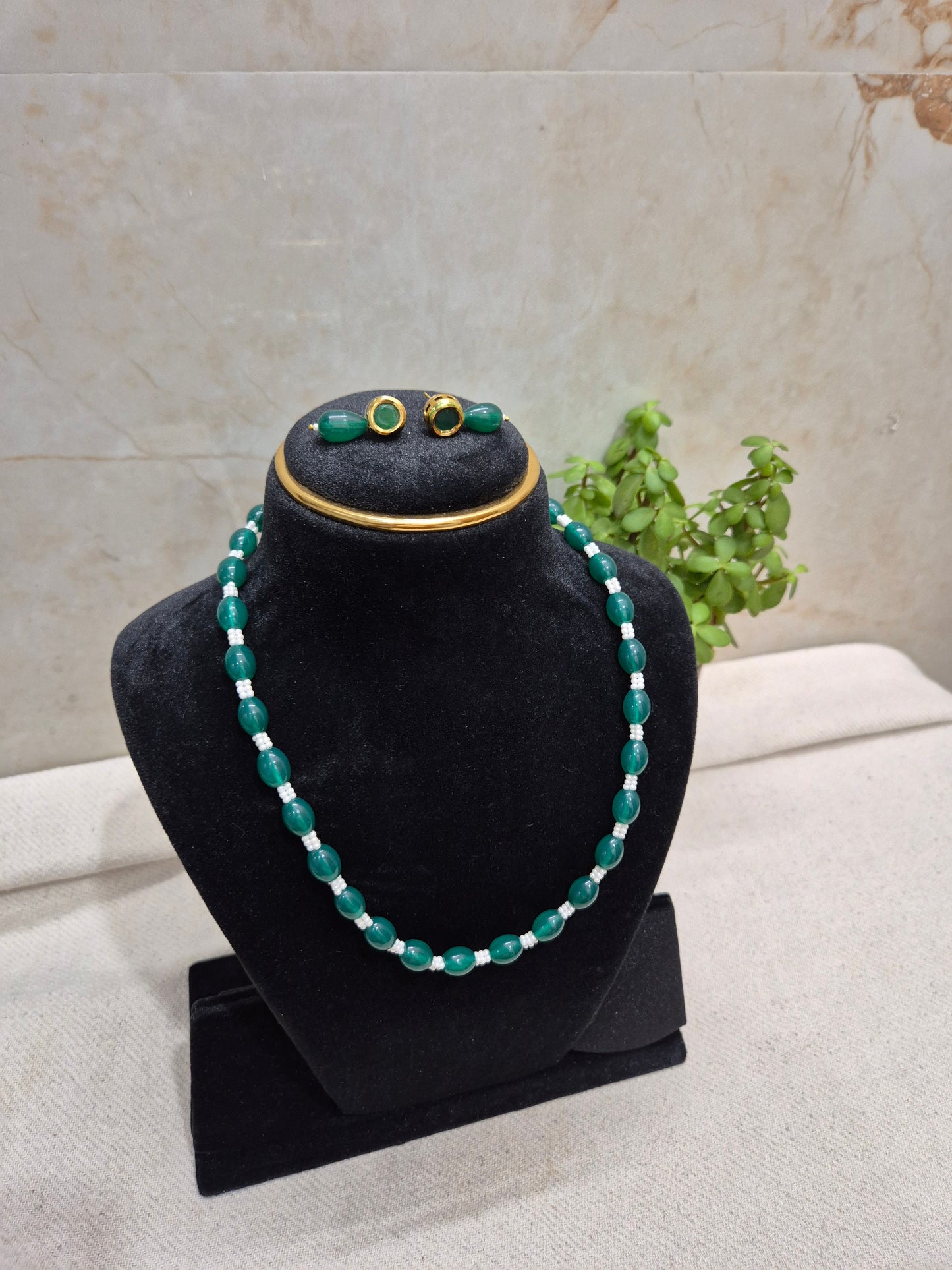 Green Drop and White Beads Necklace Set