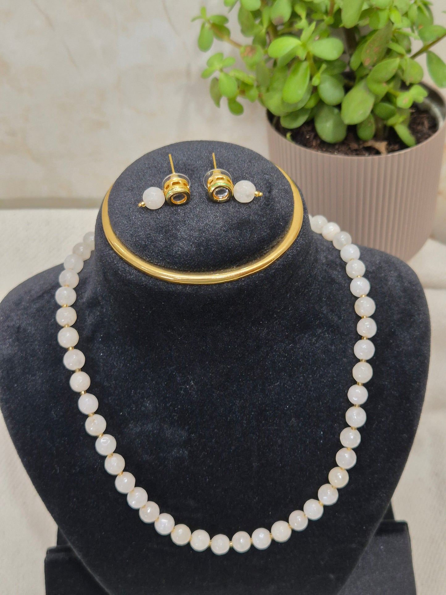 Onyx Milky White Beads Necklace With Golden Metal Earrings