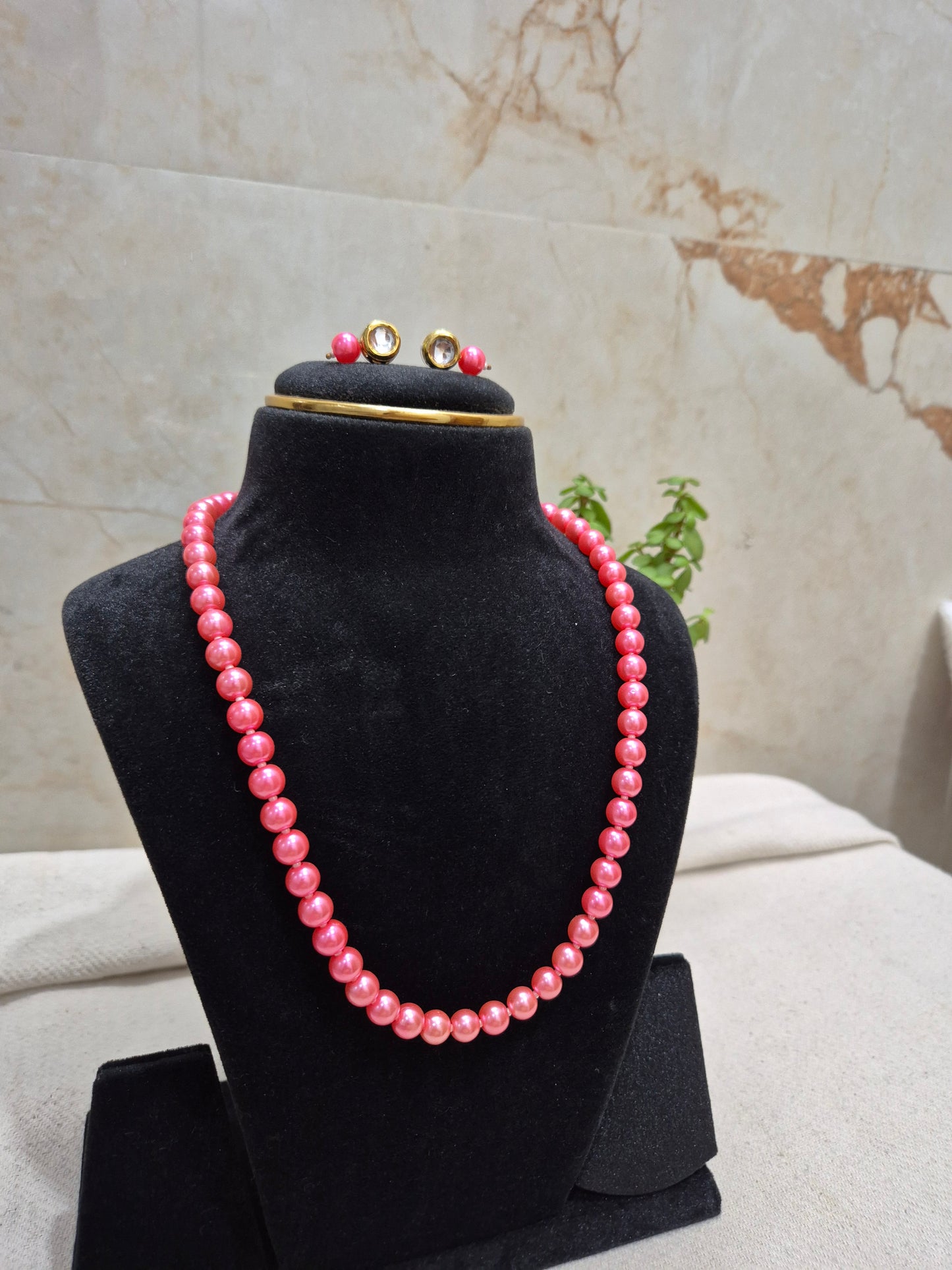 Peach Beads Necklace With Metal Earrings