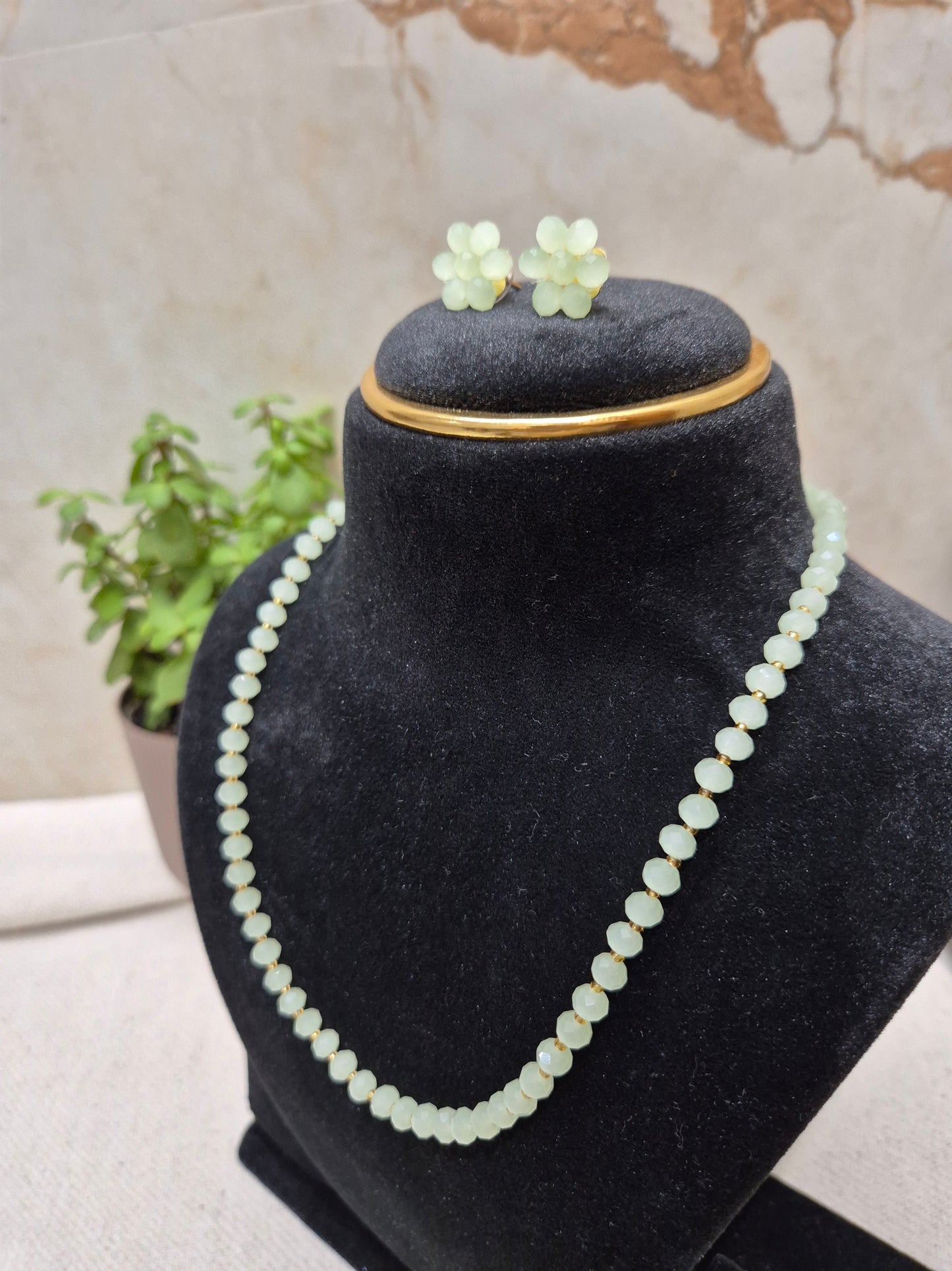Diamond Cut Frosted Mint Green Faceted Bead Necklace & Earring Set
