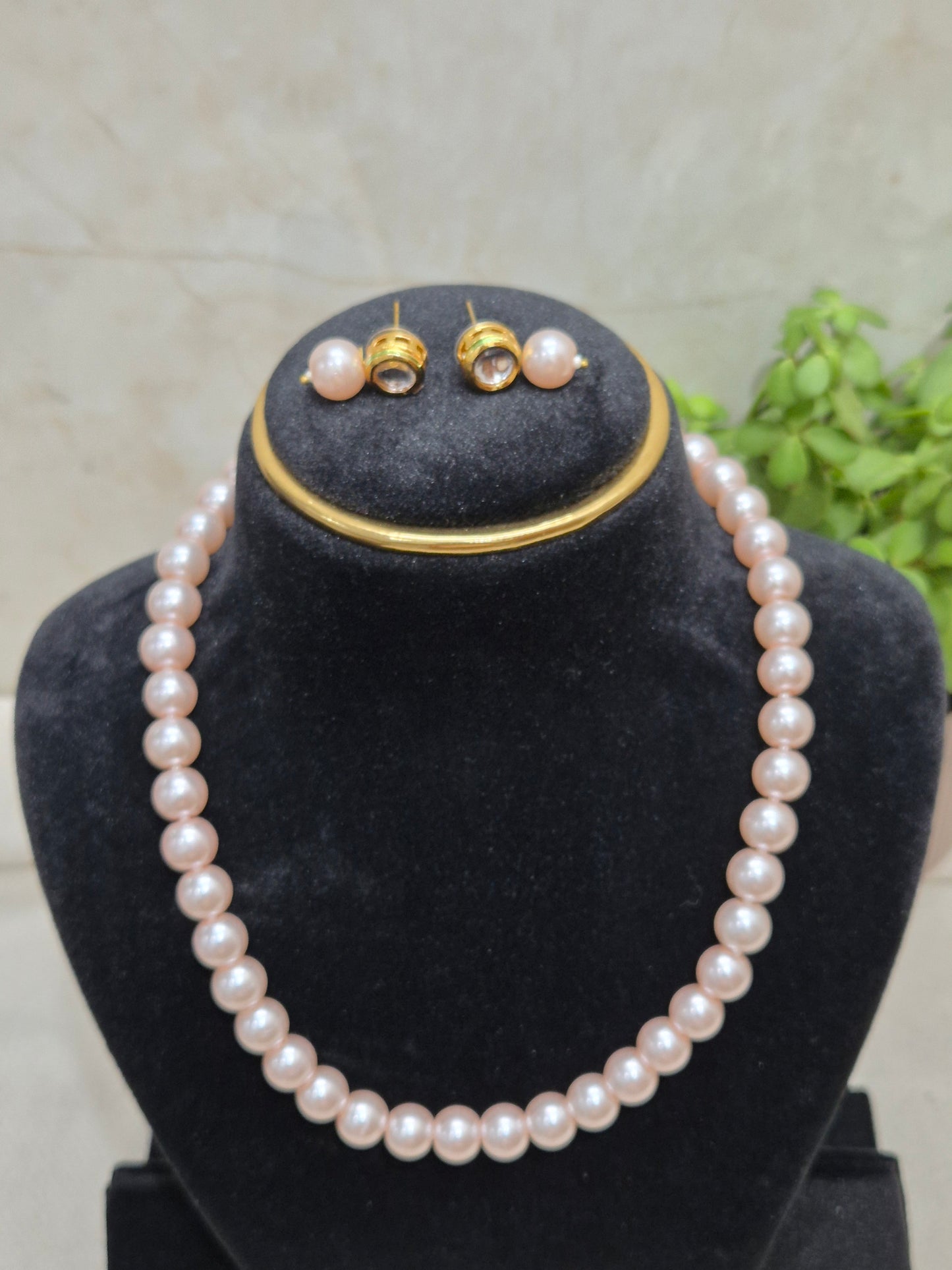 Pink Pearl Necklace With Golden Metal Earrings