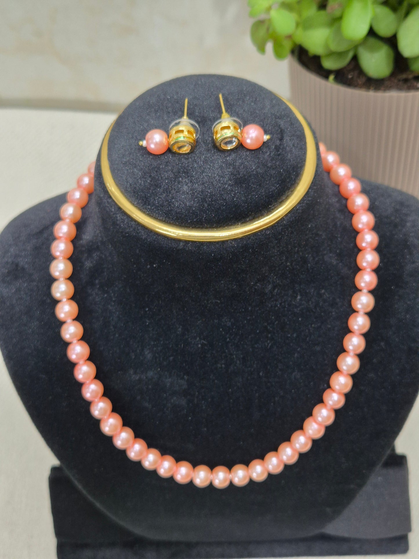Peach Pearl And Metal Earrings Set