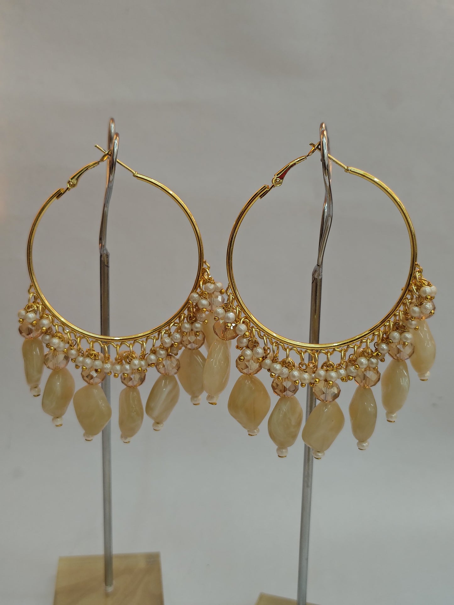 Golden Metal Hoop With Off White Stone