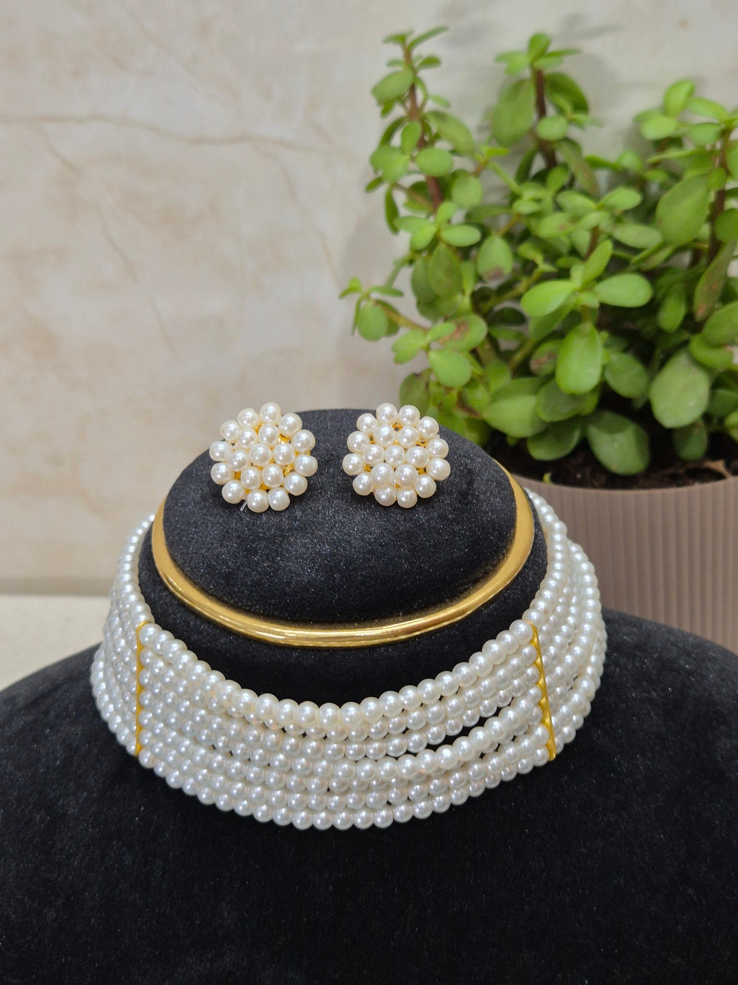 Exquisite Multi-Strand White Pearl Necklace & Earring Set