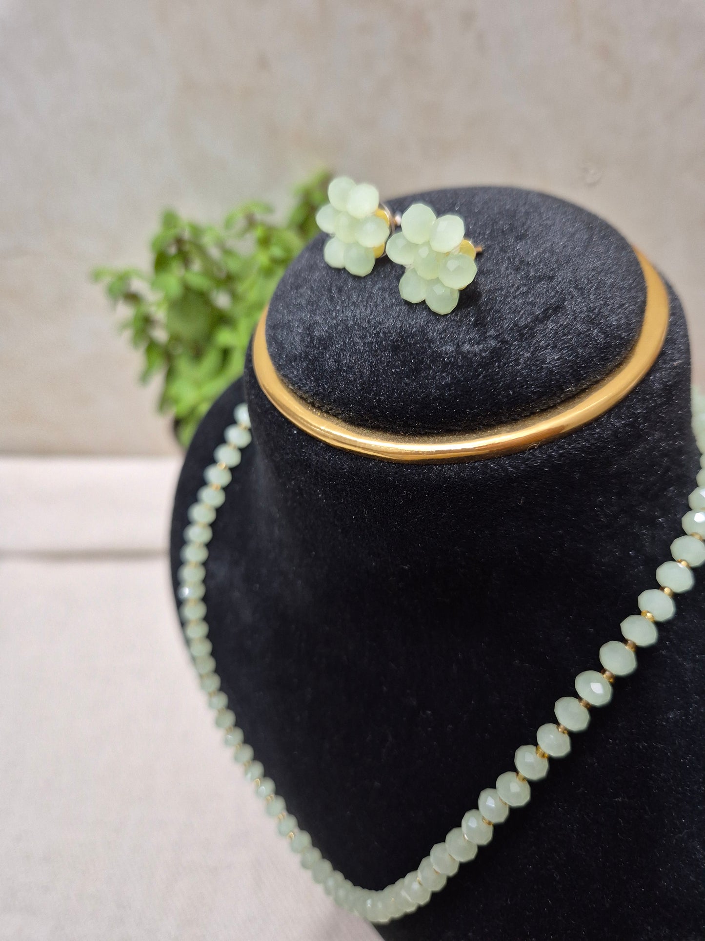 Diamond Cut Frosted Mint Green Faceted Bead Necklace & Earring Set