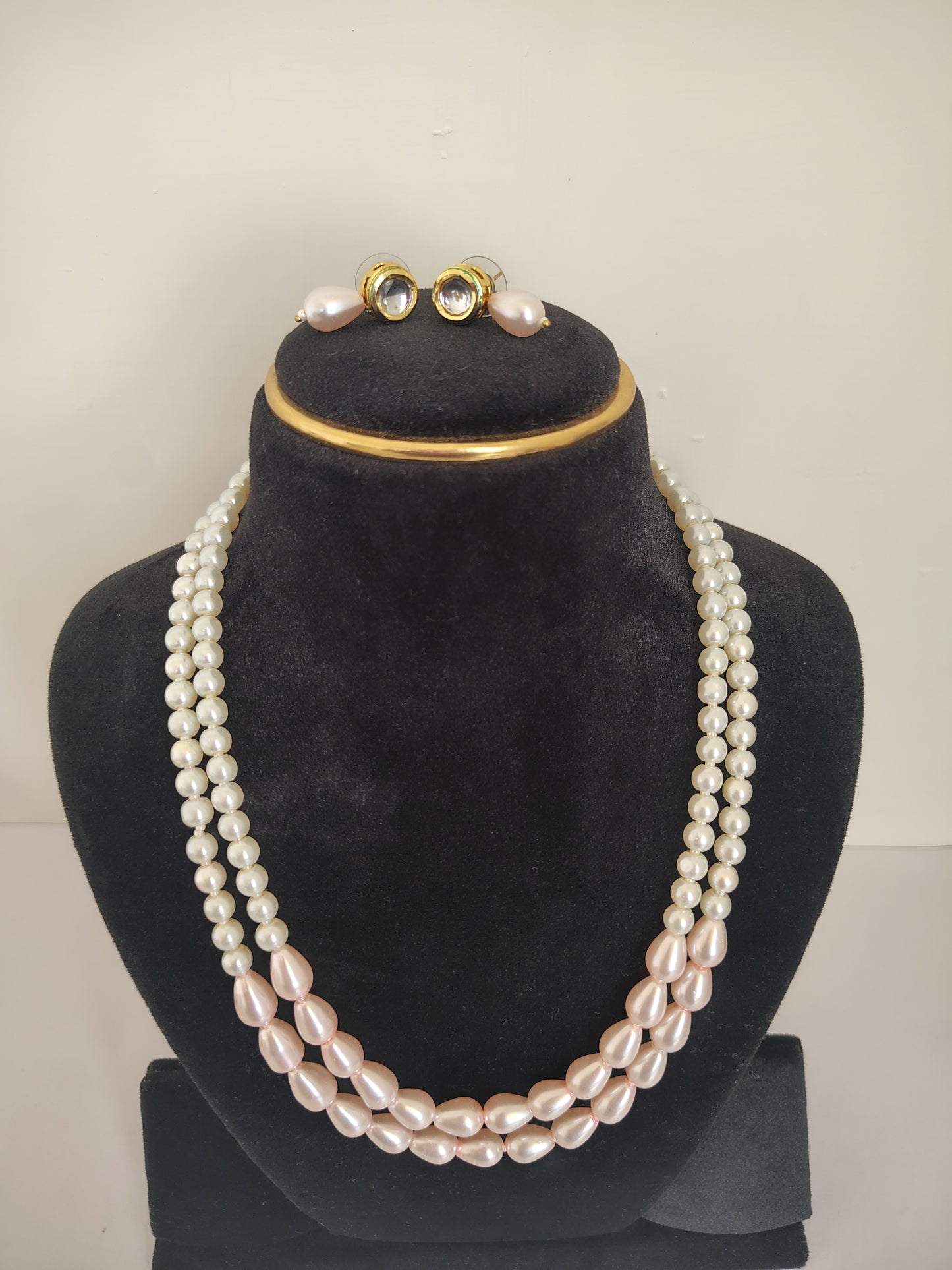 Pink Drop Shape Pearls With Round White Pearls Necklace DB00383