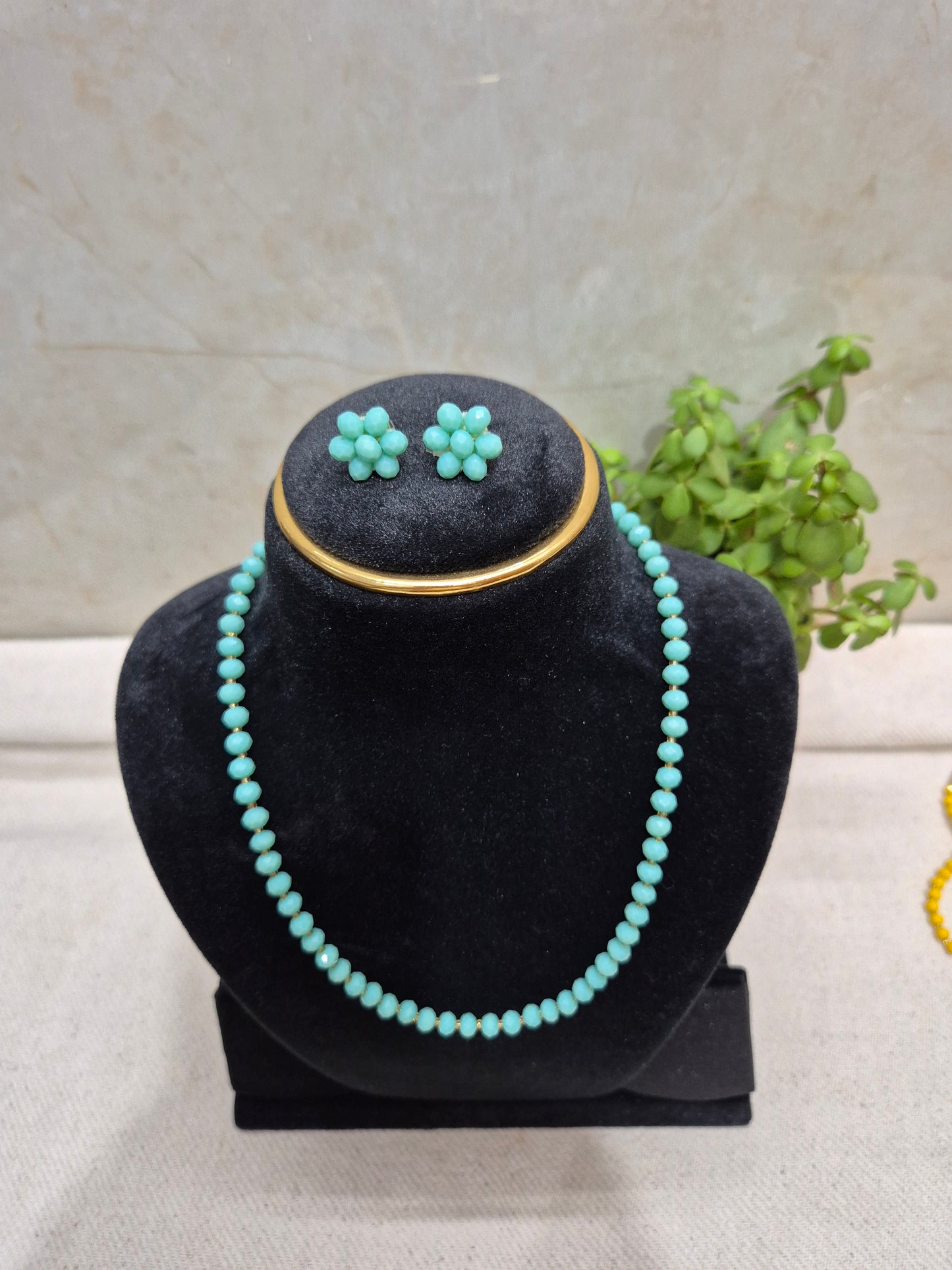 Charming Aqua Blue Diamond Cut Bead Necklace & Earring Set