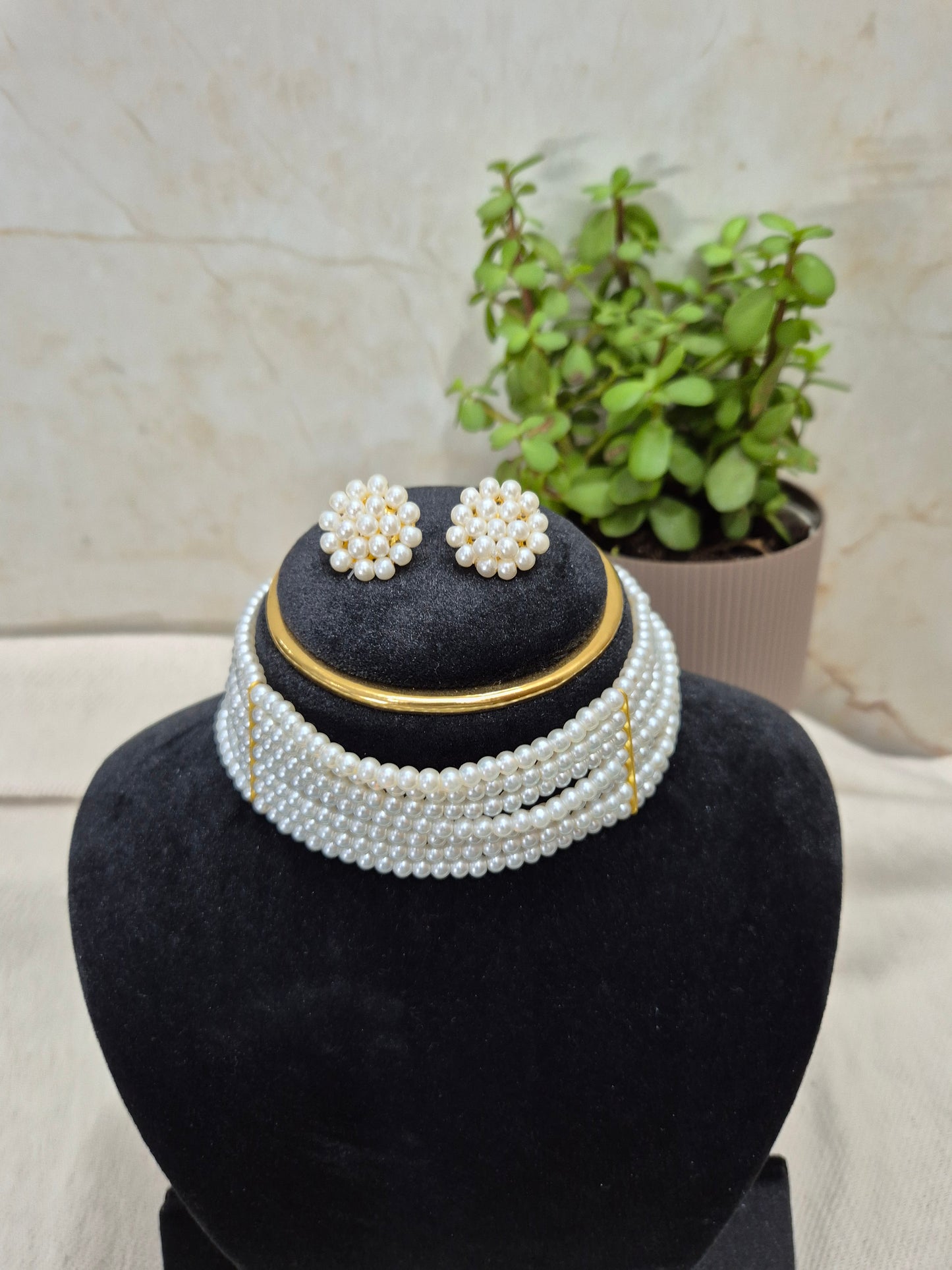 Exquisite Multi-Strand White Pearl Necklace & Earring Set