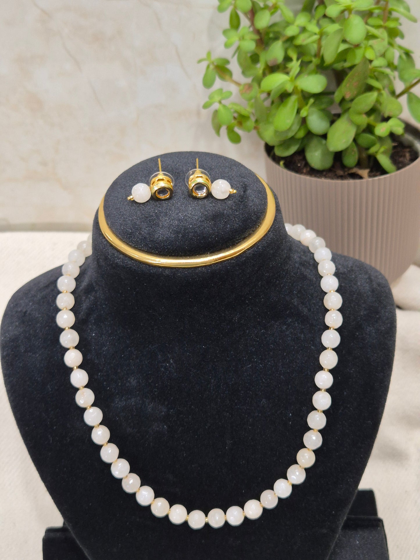 Onyx Milky White Beads Necklace With Golden Metal Earrings