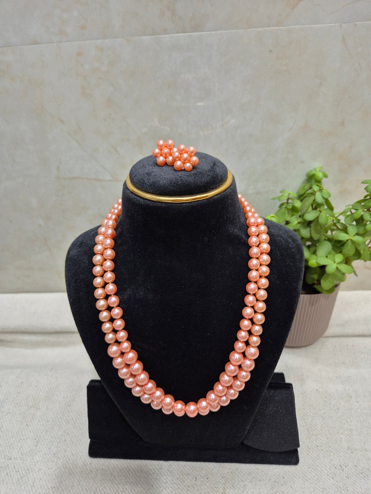 Light Peach Shade Pearl Necklace Set