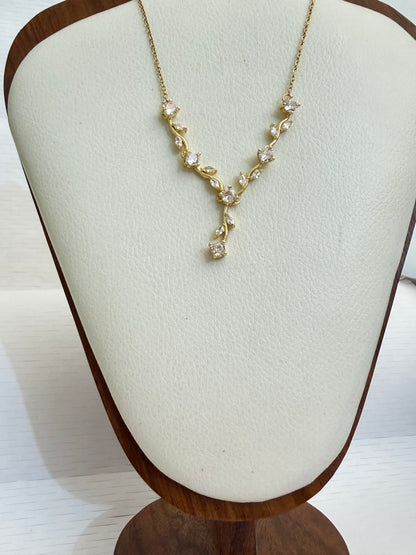 Viral Tulip Necklace - Get 2 Western Earrings Gift
