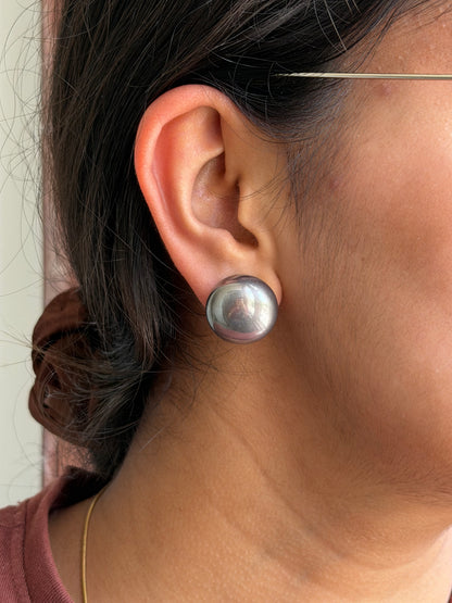 Metallic Silver Pearl Earrings