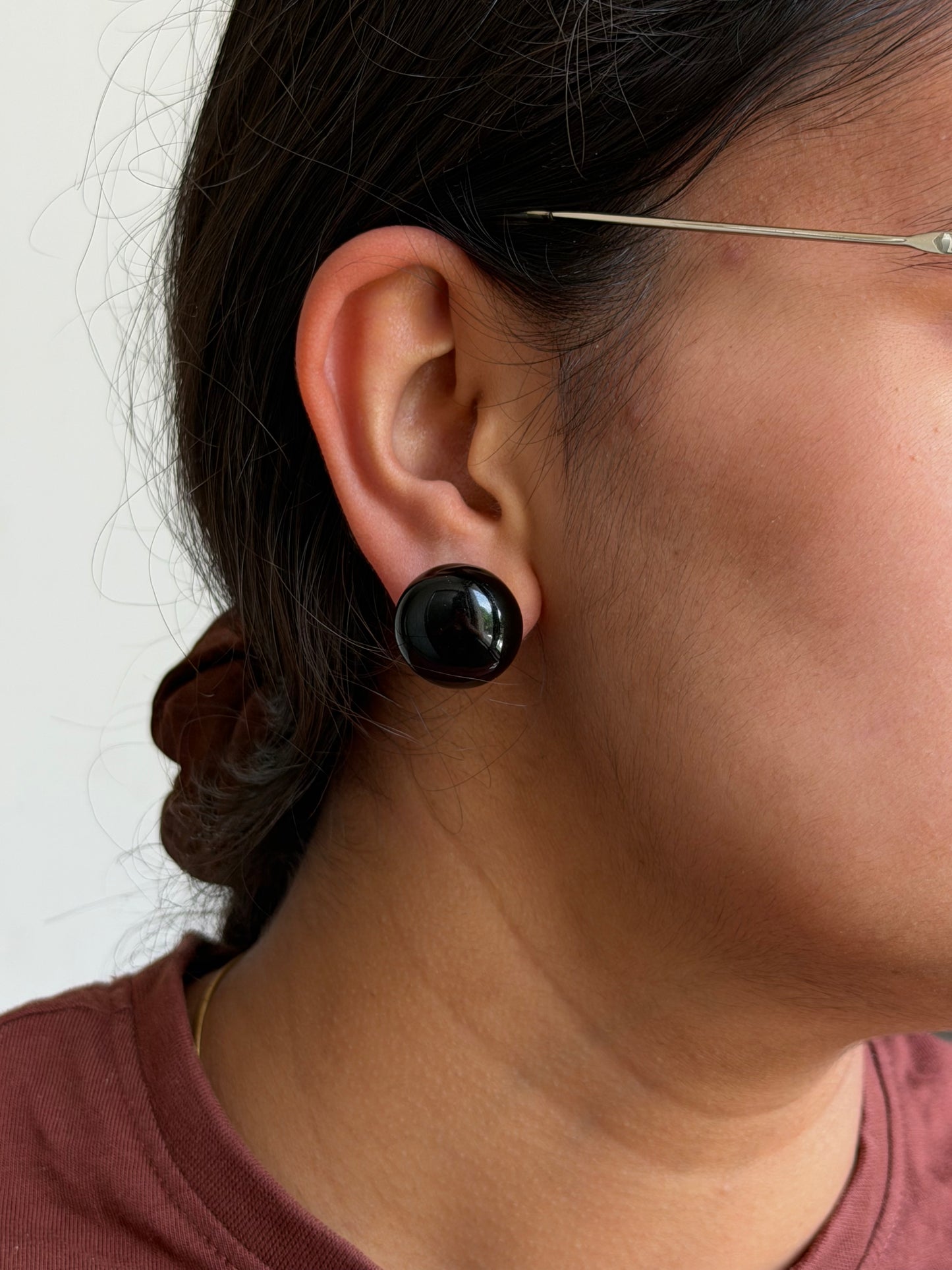Glossy Black Pearl Earrings