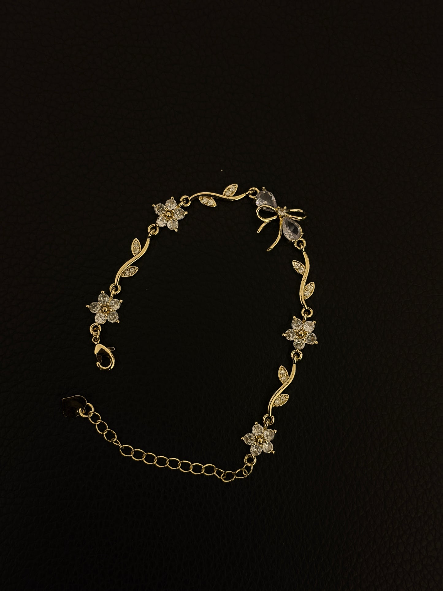 Tulip Bracelet - Anti Tarnish Premium Quality