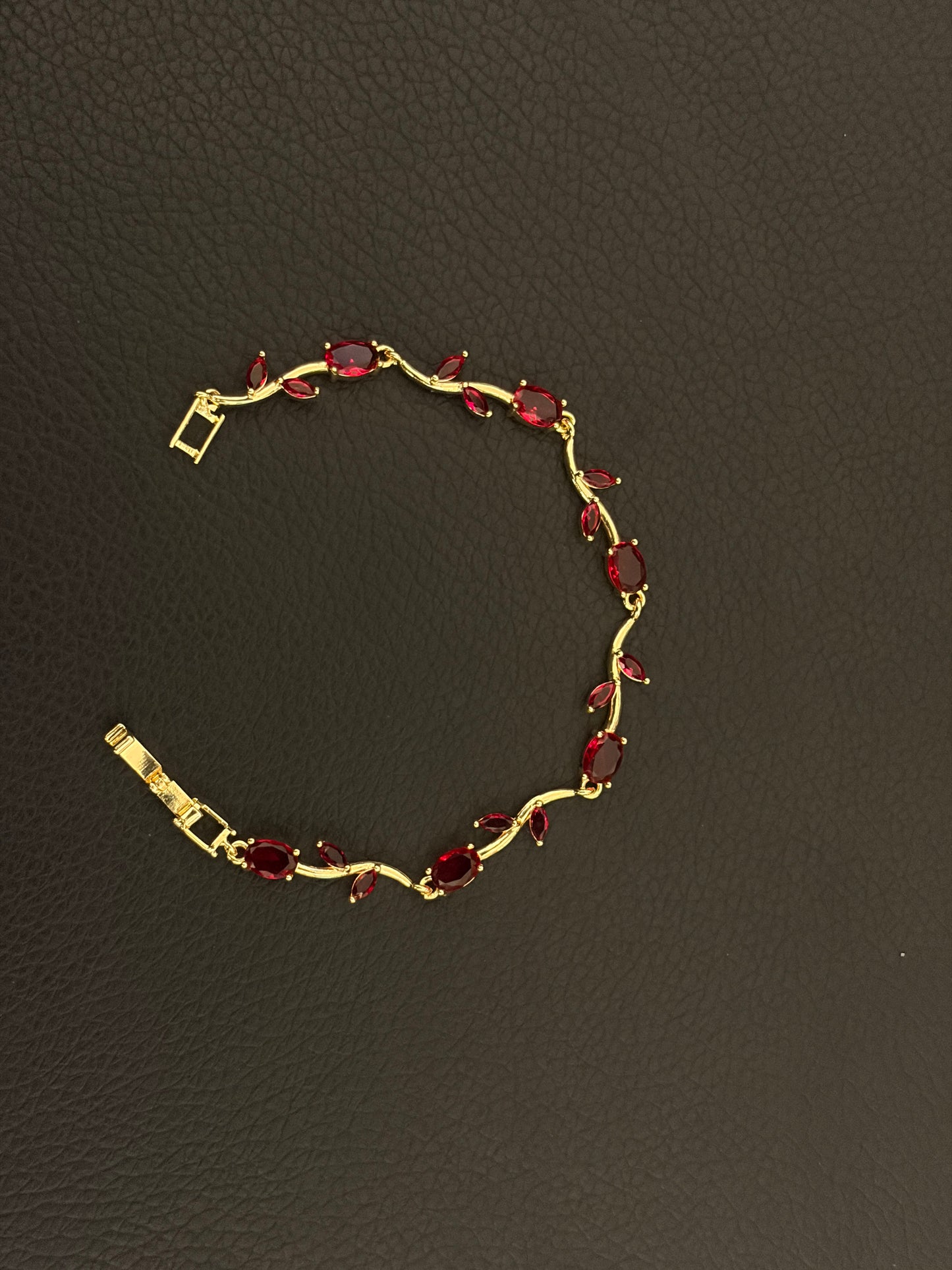 Tulip Bracelet Red - Premium Anti Tarnish