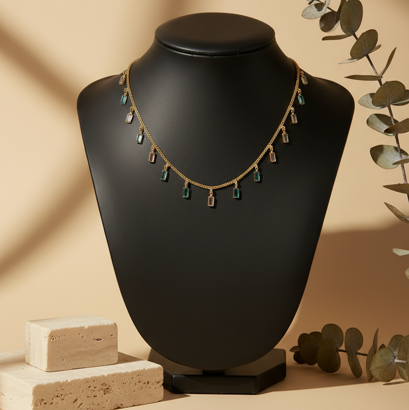 Tiny Rectangle Necklace DB00070