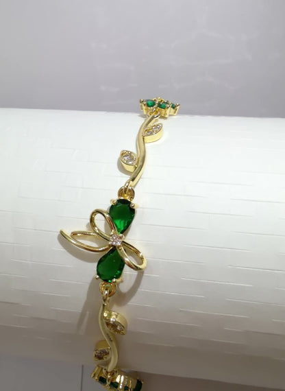 Emerald Bow Whimsical Bracelet