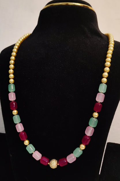 Multicolor Bead Creamy Pearl Necklace