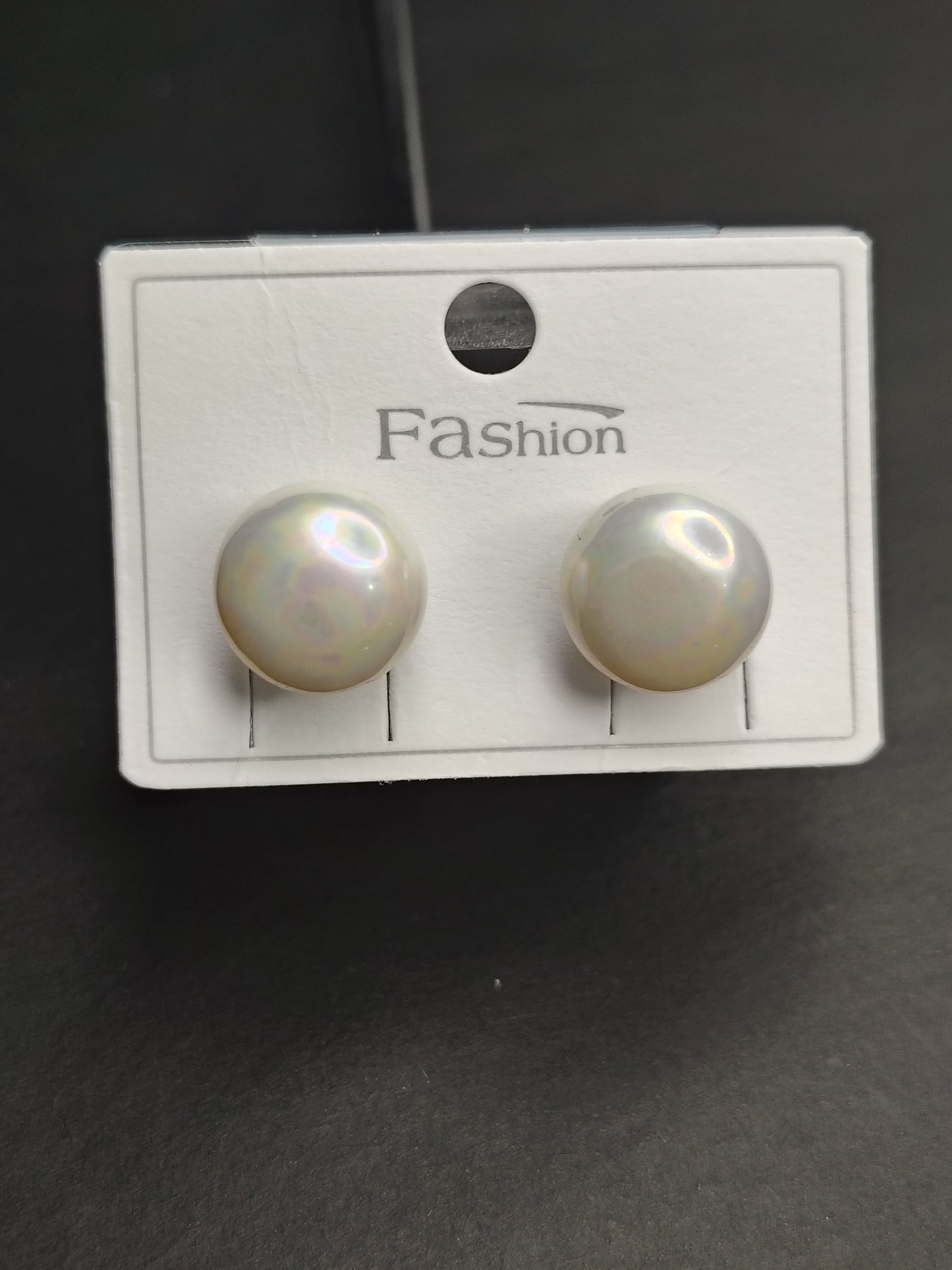Cream Pearl Earrings