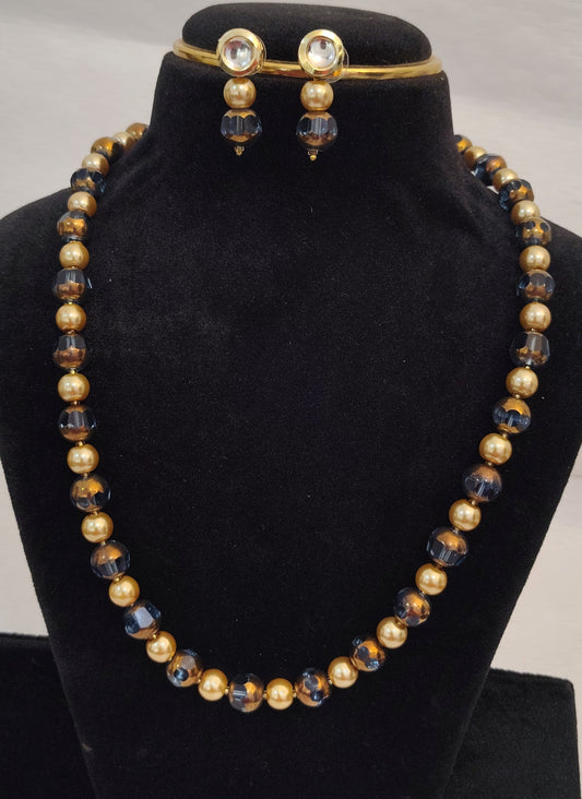 Beaded Necklace with Matching Earrings