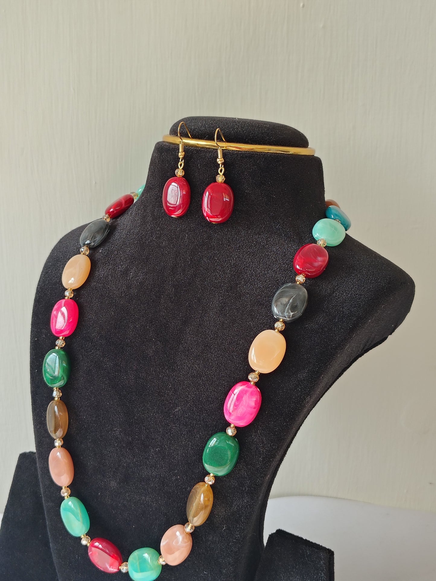 Pearl Multi Colour With Earrings