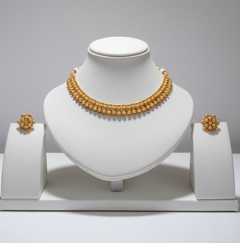 Matt Gold Look Necklace With Premium Quality Finish