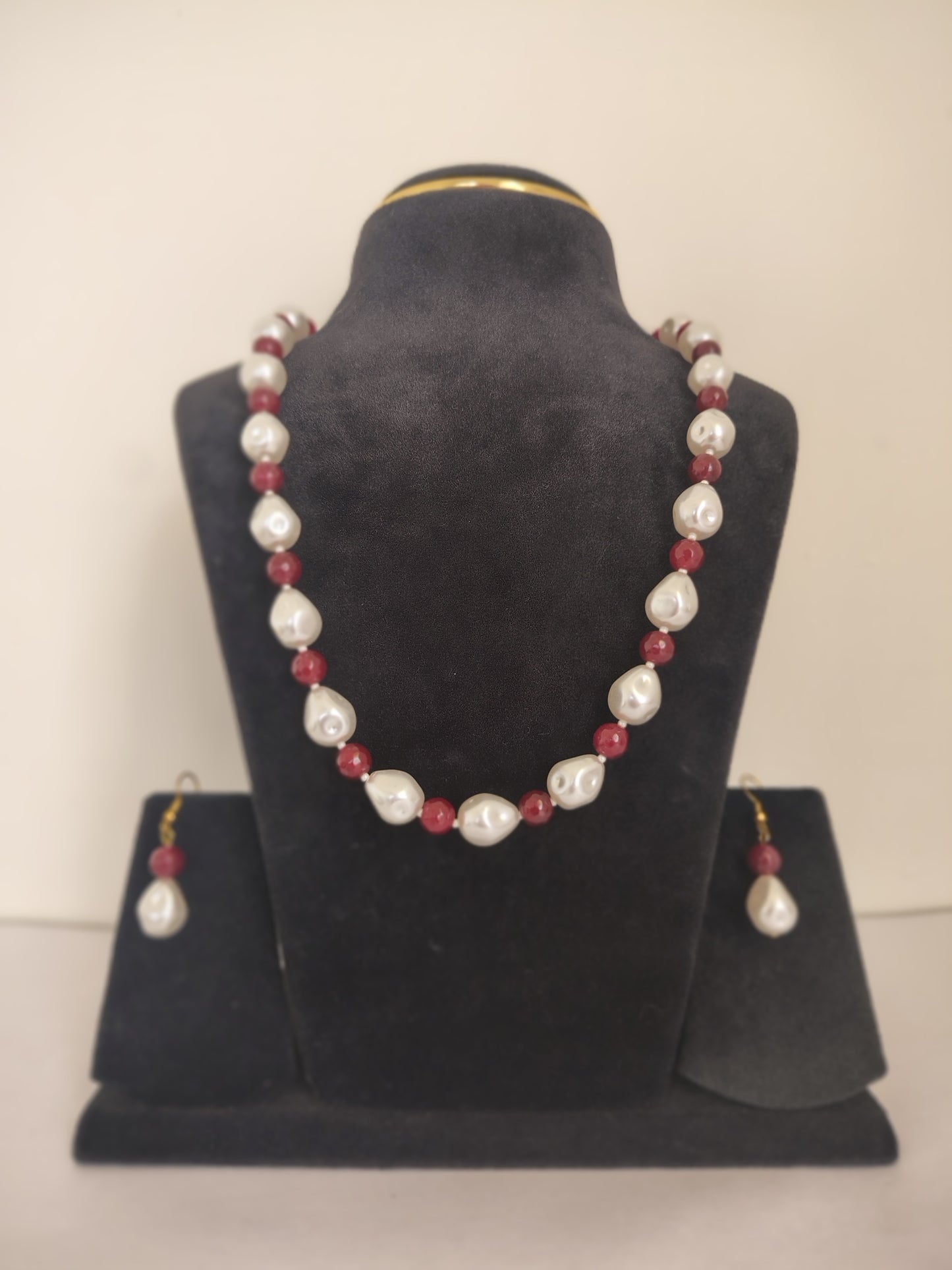 Pearl & Ruby Red white Necklace With Matching Earings