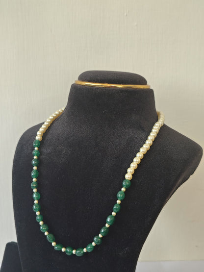 Classic Pearl & Green Bead Necklace