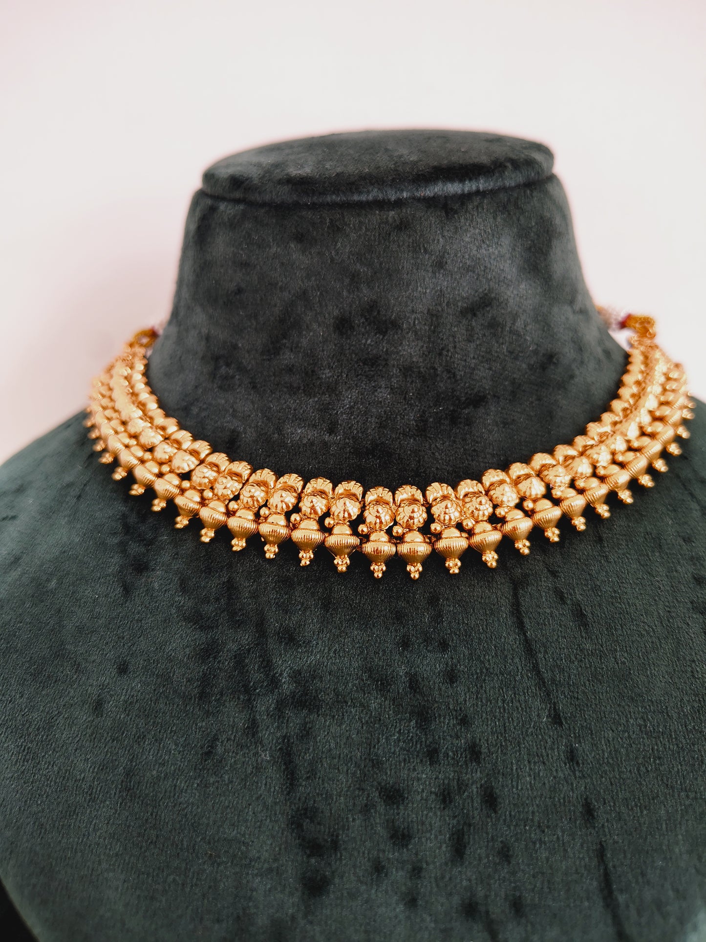 Matt Gold Look Necklace With Premium Quality Finish