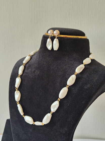 White stone Pearl Necklace With Matching Earrings