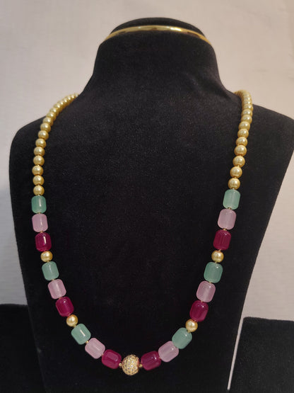 Multicolor Bead Creamy Pearl Necklace