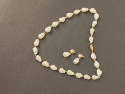 White stone Pearl Necklace With Matching Korean Earrings DB00347
