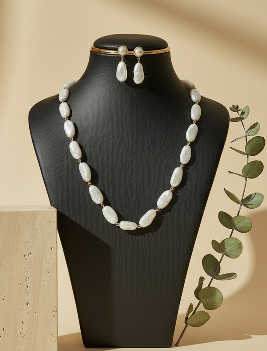 White stone Pearl Necklace With Matching Earrings
