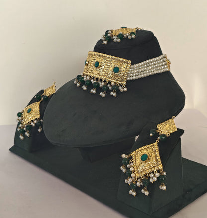 Royal Emerald & Gold Filigree Choker Set with Matching Maang Tikka and Earrings