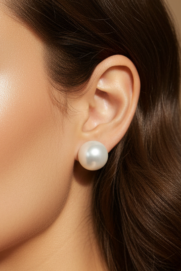 Cream Pearl Earrings