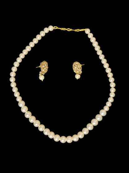 White Pearl Necklace With Earrings