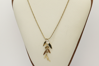 Leafy Flower Pendant Necklace