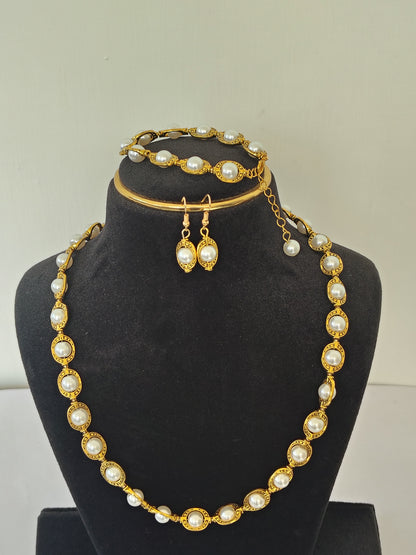 White Pearls With Golden Round Metal - Necklace, Earrings, Bracelet -5 piece Set DB00380