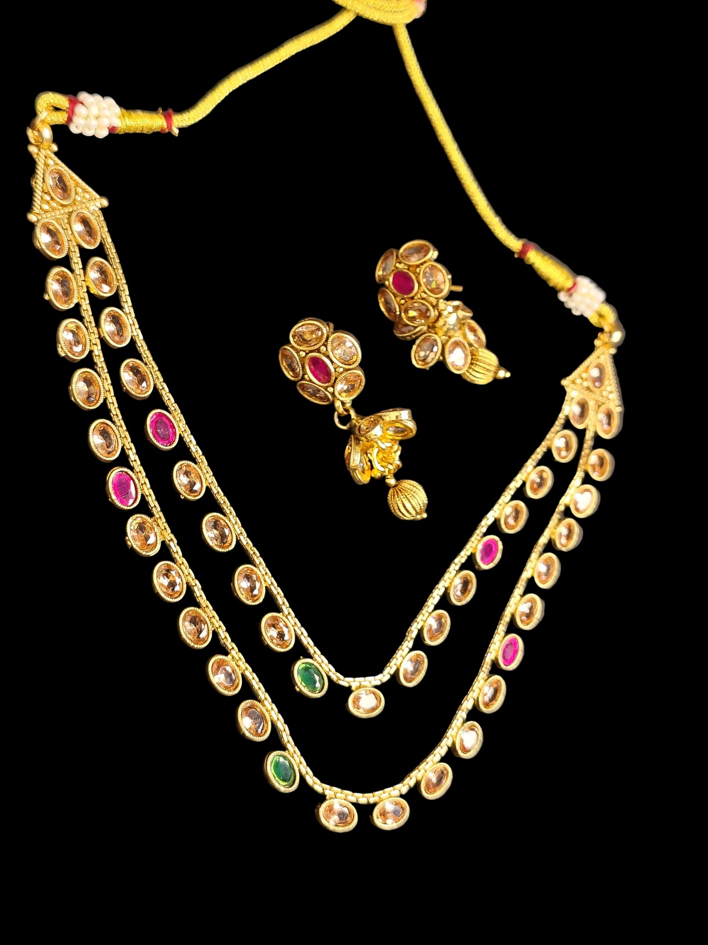 Golden shade Kundan Set With Earrings