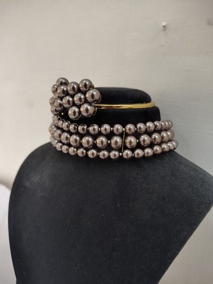 Grey Pearl 3 Layer With Earrings Chokar Set