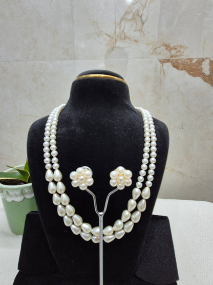 White Pearl Necklace, Round and Drop Shaped Pearls.