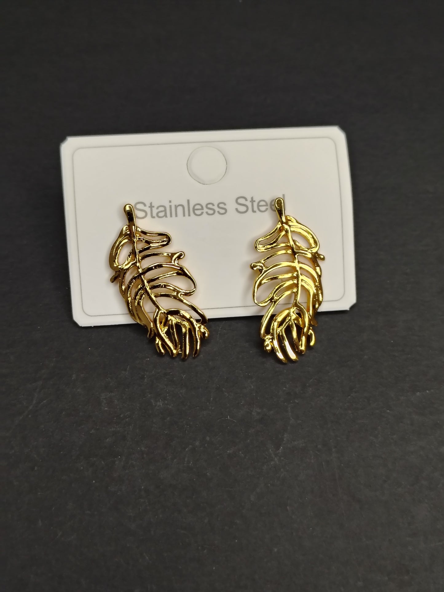 Golden leave Shade Earrings