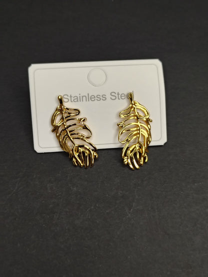Golden leave Shade Earrings