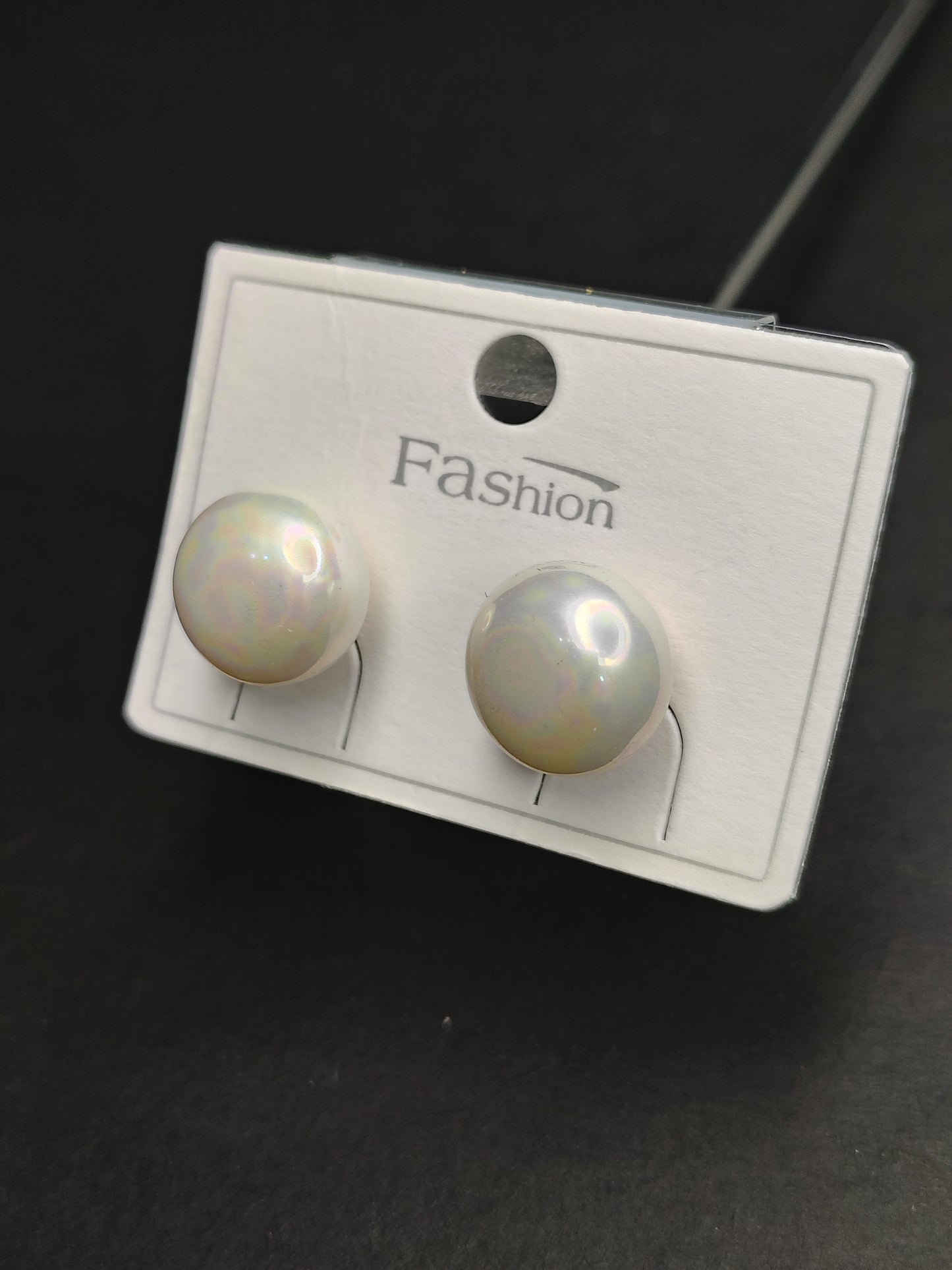 Cream Pearl Earrings