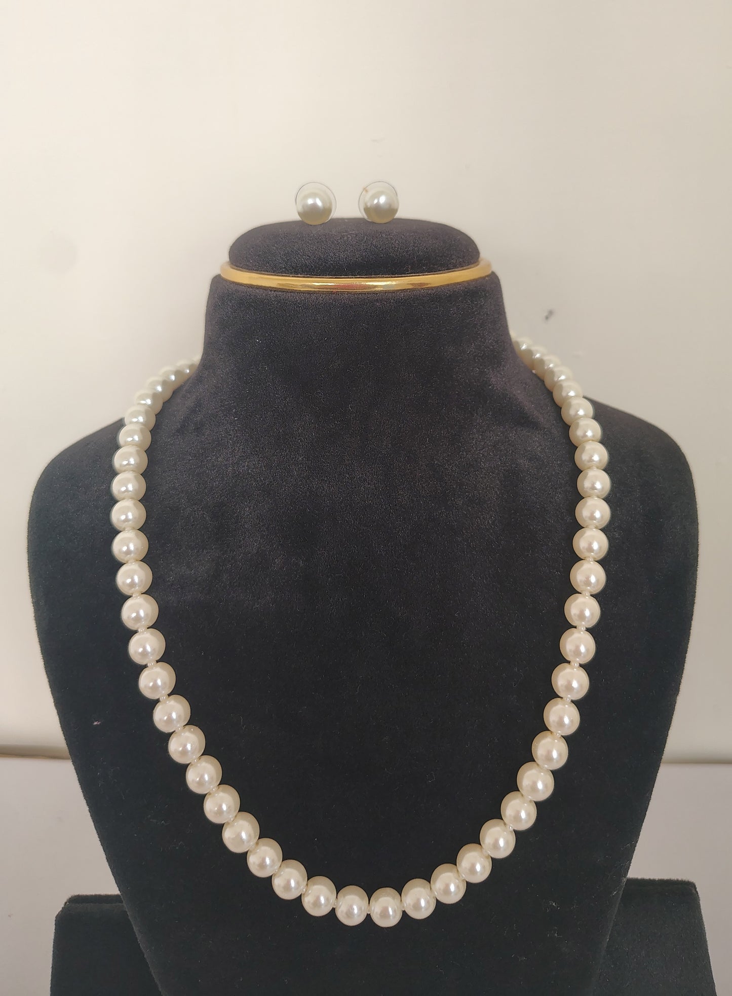 White Pearl With Matching Earrings